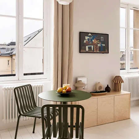Apartman Superbe Design Au Coeur De Versailles, A Pied Versailles
